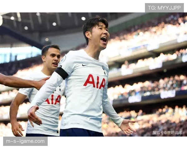 世界杯新星闪耀赛场，助国家队强势突围