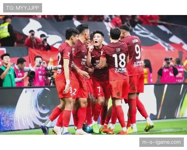 中超争冠战火重燃，豪强并起悬念迭起