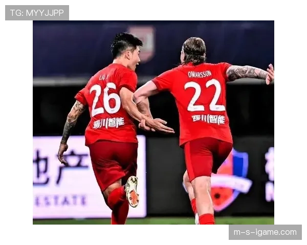 中超保级大战即将开启，多支球队争夺保级名额，悬念不断。