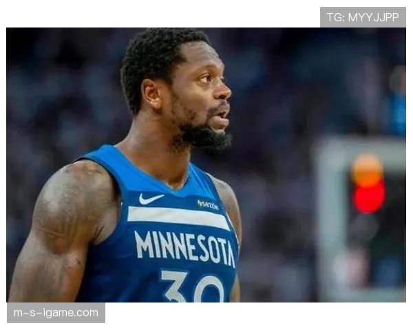 兰德尔较上季背身单打回归 对位内线效率飙升