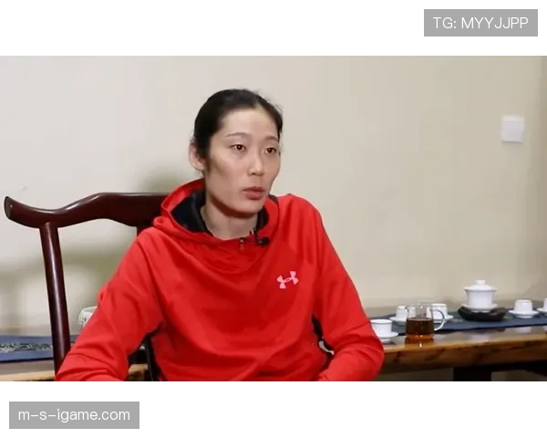 练俊杰出门带的是保镖不是球迷，这生活差距把我懵了